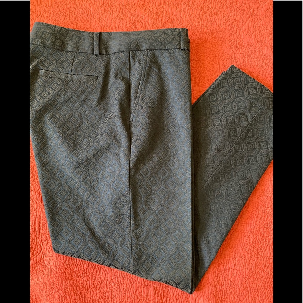Banana Republic ladies sloan pants size 6
